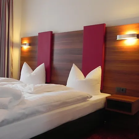 Schwibbogen Altstadt & Hotel 3*