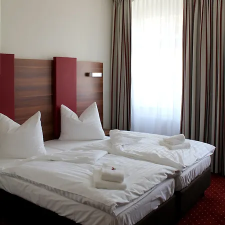 Schwibbogen Altstadt & Hotel 3*