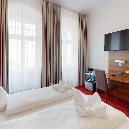 Schwibbogen Altstadt & Hotel 3*