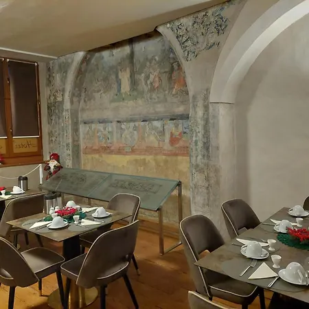 Schwibbogen Altstadt & فندق 3*