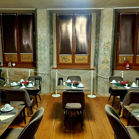 Schwibbogen Altstadt & فندق غورليتز