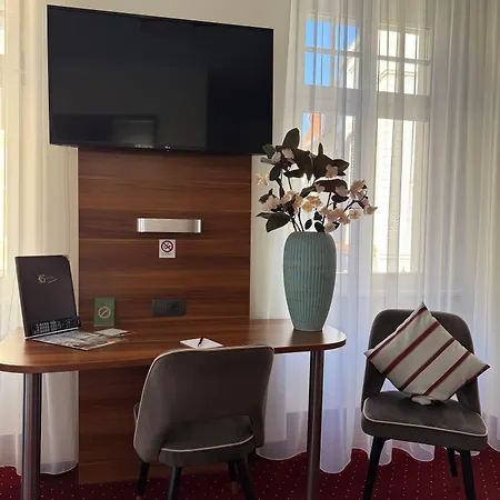 Schwibbogen Altstadt & 3* Görlitz