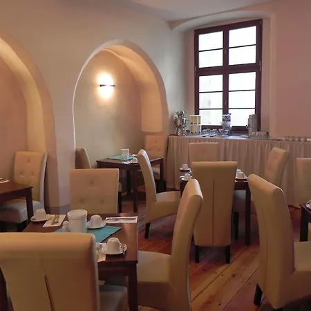 Schwibbogen Hotel 3*
