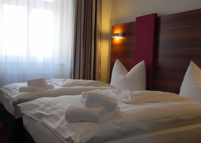 Schwibbogen Altstadt & فندق 3*