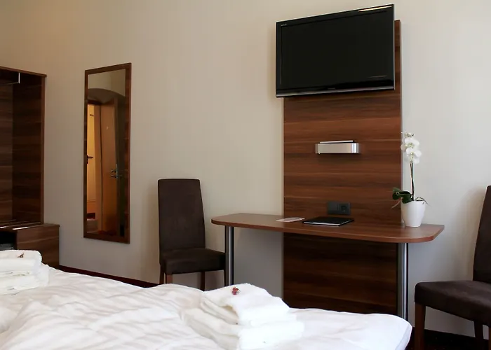 Hotel Schwibbogen Altstadt &