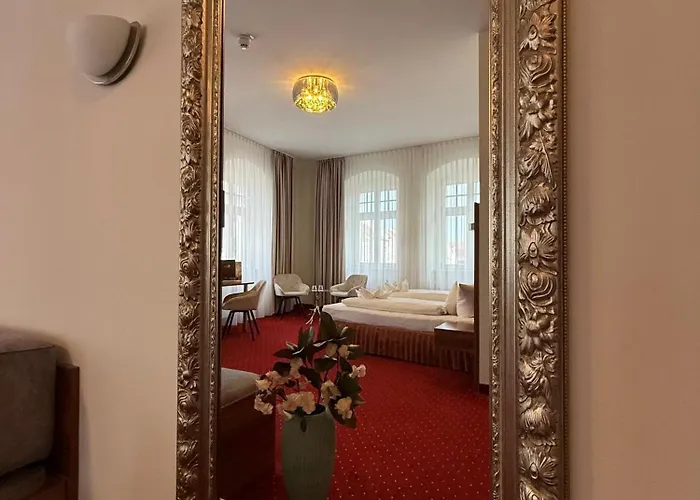 فندق Schwibbogen Altstadt & 3*