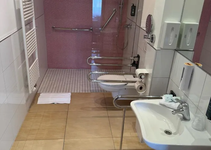 فندق Schwibbogen Altstadt & 3*