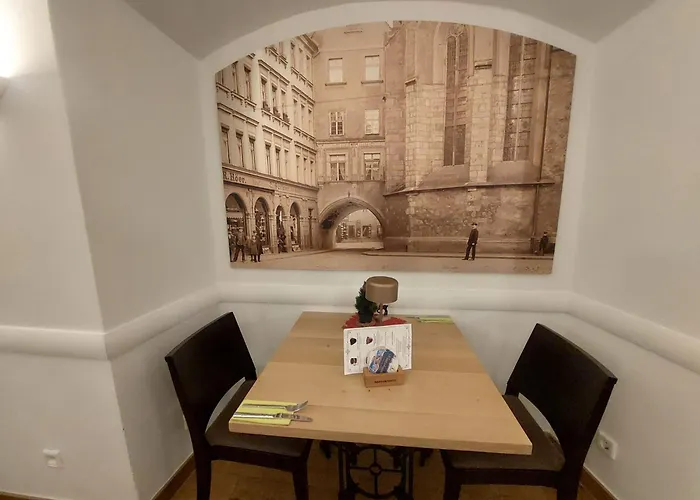 فندق Schwibbogen Altstadt & 3*